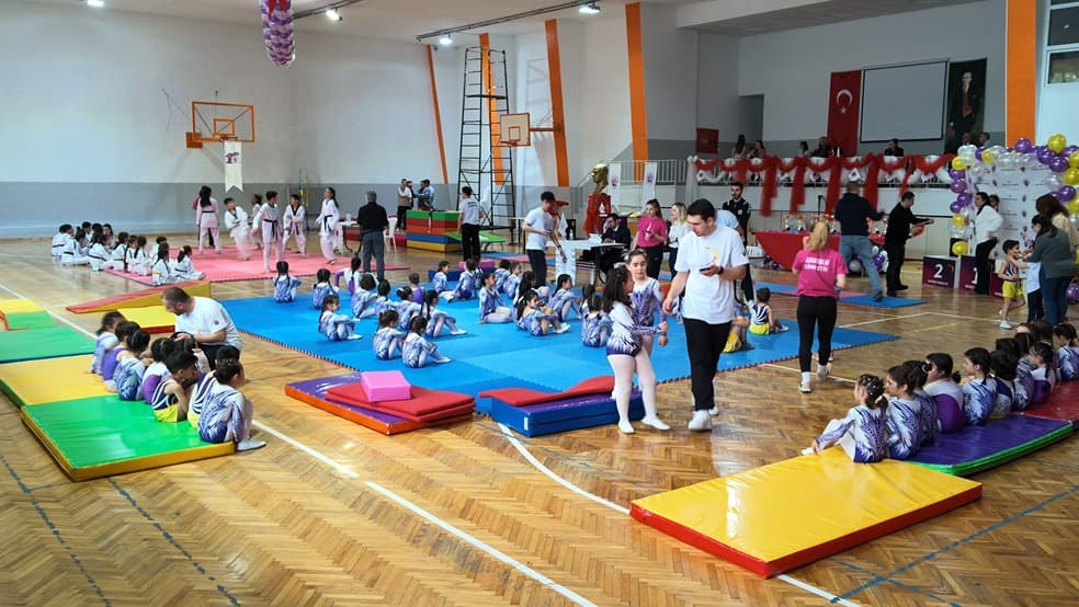Anadolu Cimnastik Spor Kulübü - 2. Fotoğraf
