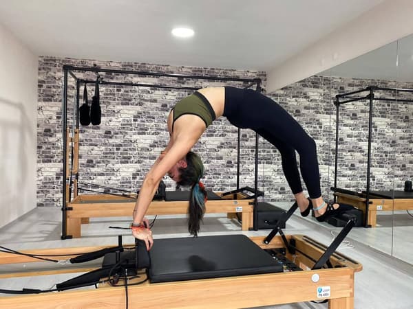 Only Pilates Studio - 3. Fotoğraf Only Pilates Studio - 3. Fotoğraf