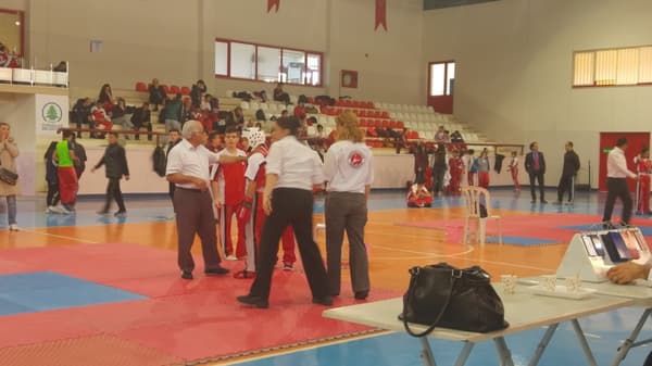 Mert-SAN Spor Kulübü - 100. Fotoğraf Mert-SAN Spor Kulübü - 100. Fotoğraf