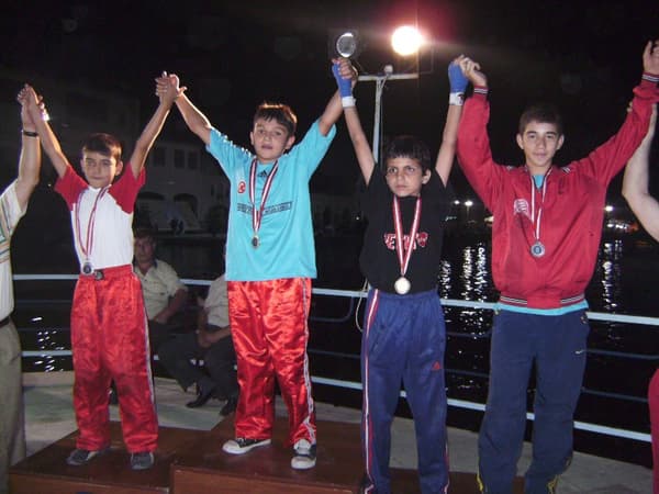Mert-SAN Spor Kulübü - 30. Fotoğraf Mert-SAN Spor Kulübü - 30. Fotoğraf