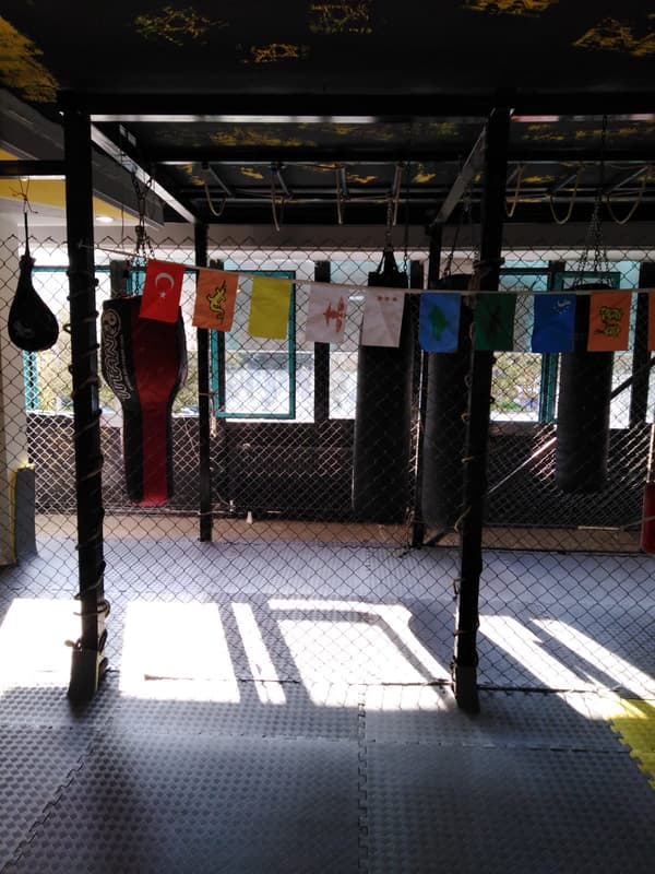 Mert-SAN Spor Kulübü - 112. Fotoğraf Mert-SAN Spor Kulübü - 112. Fotoğraf