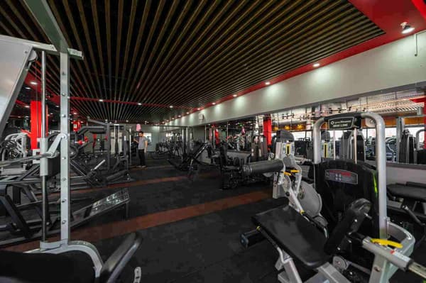 Neolife Gym - Yeni Batı - 15. Fotoğraf Neolife Gym - Yeni Batı - 15. Fotoğraf